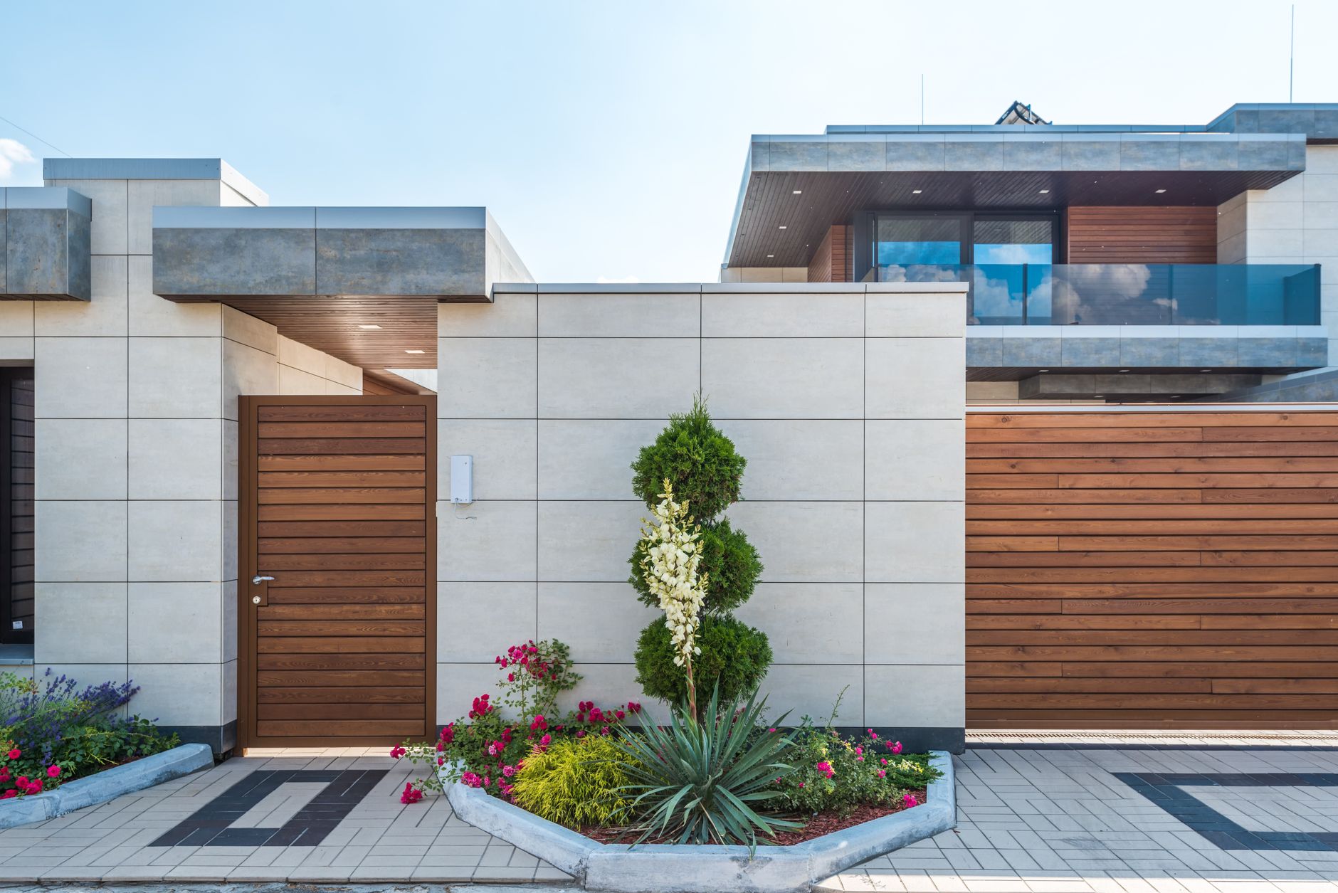 Gate Fitting – Temple