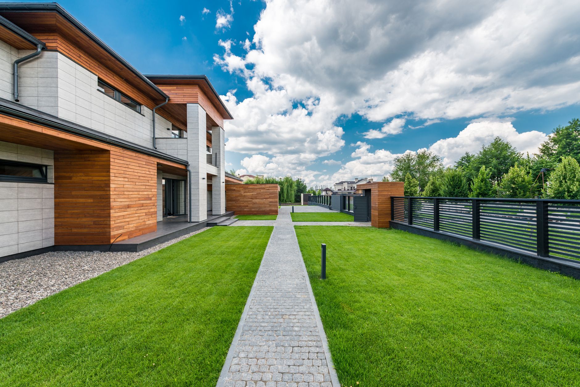 Fence Repair – Temple